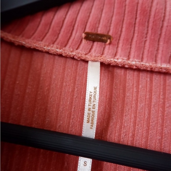 *SOLD* Free People Serena Pullover - Picture 4 of 5